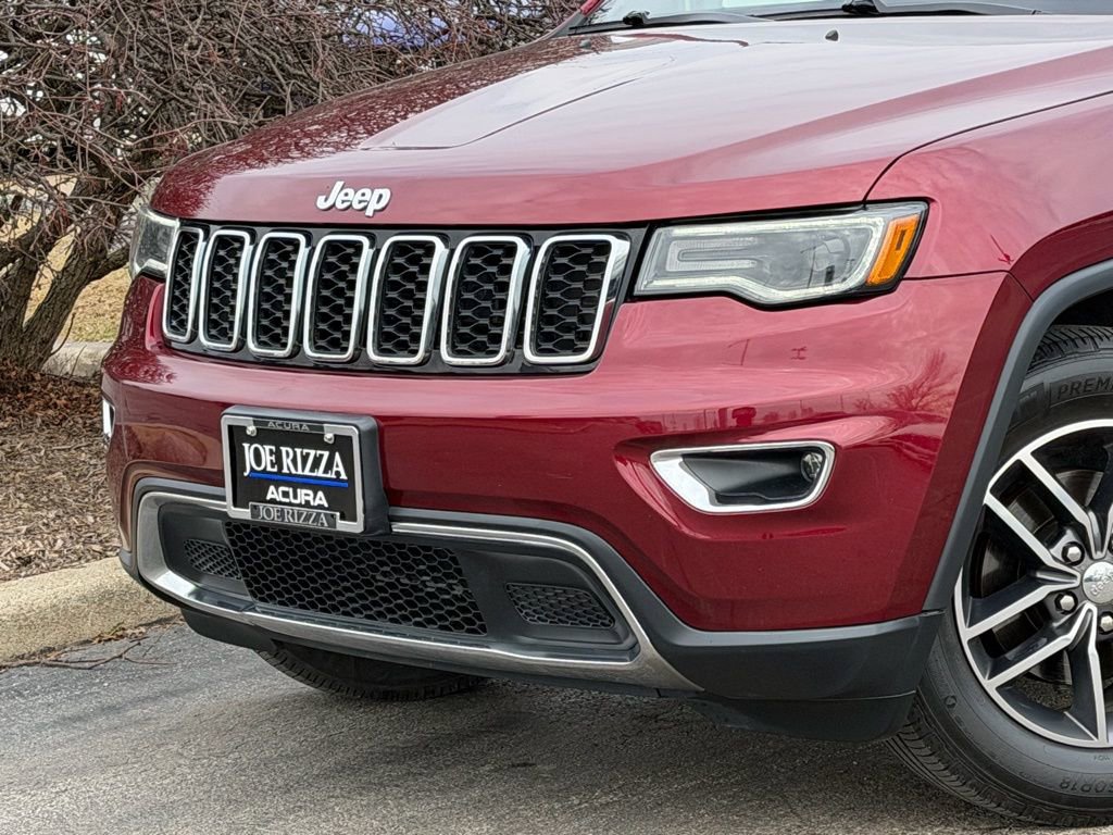 Used 2017 Jeep Grand Cherokee Limited w/ Luxury Group II image 24