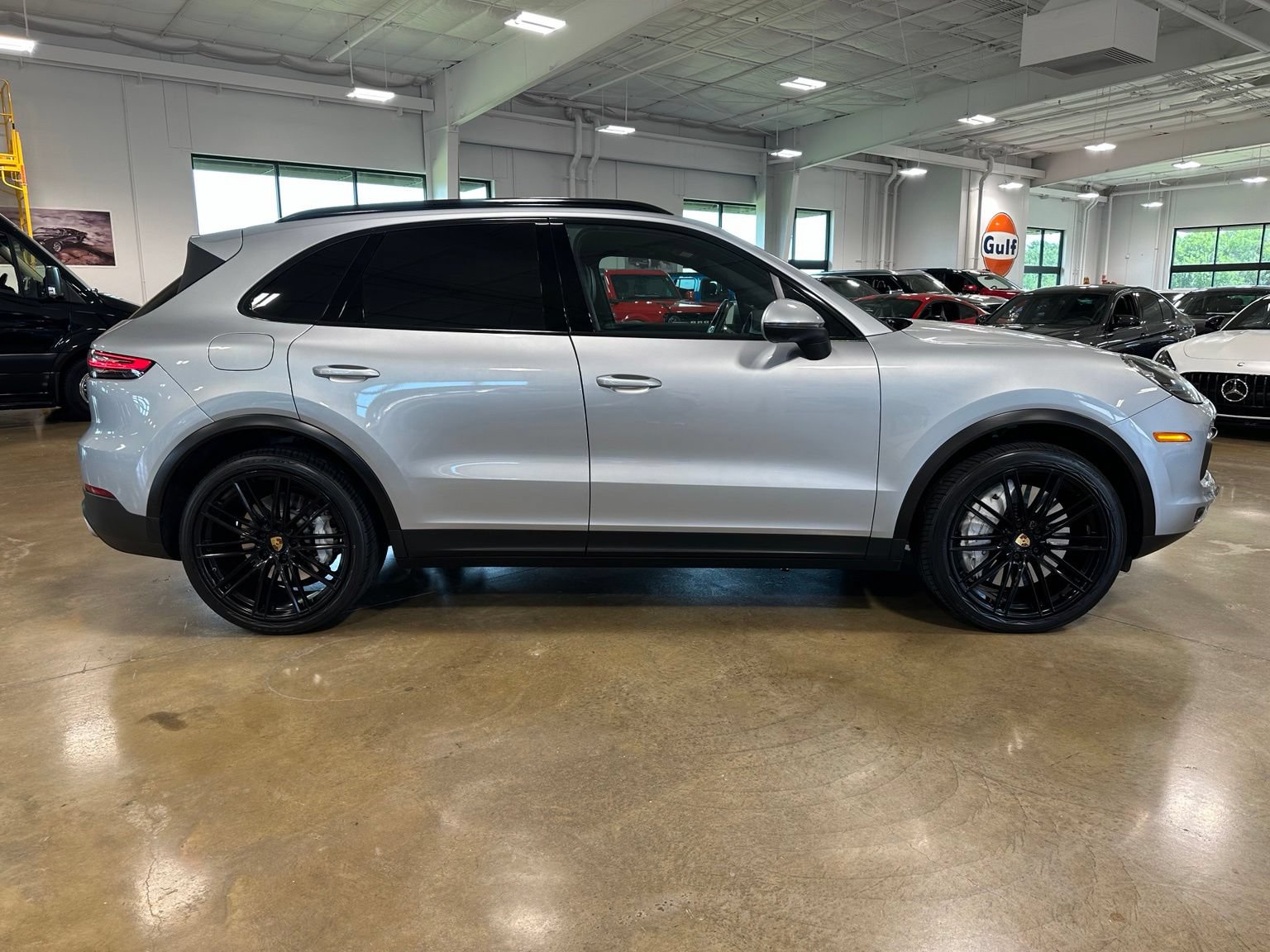 Used 2022 Porsche Cayenne Platinum Edition AWD/4WD image 8