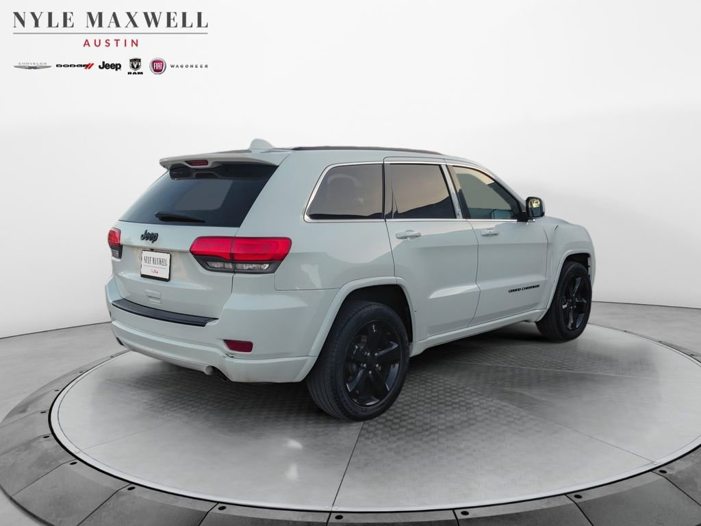 Used 2015 Jeep Grand Cherokee Altitude image 14
