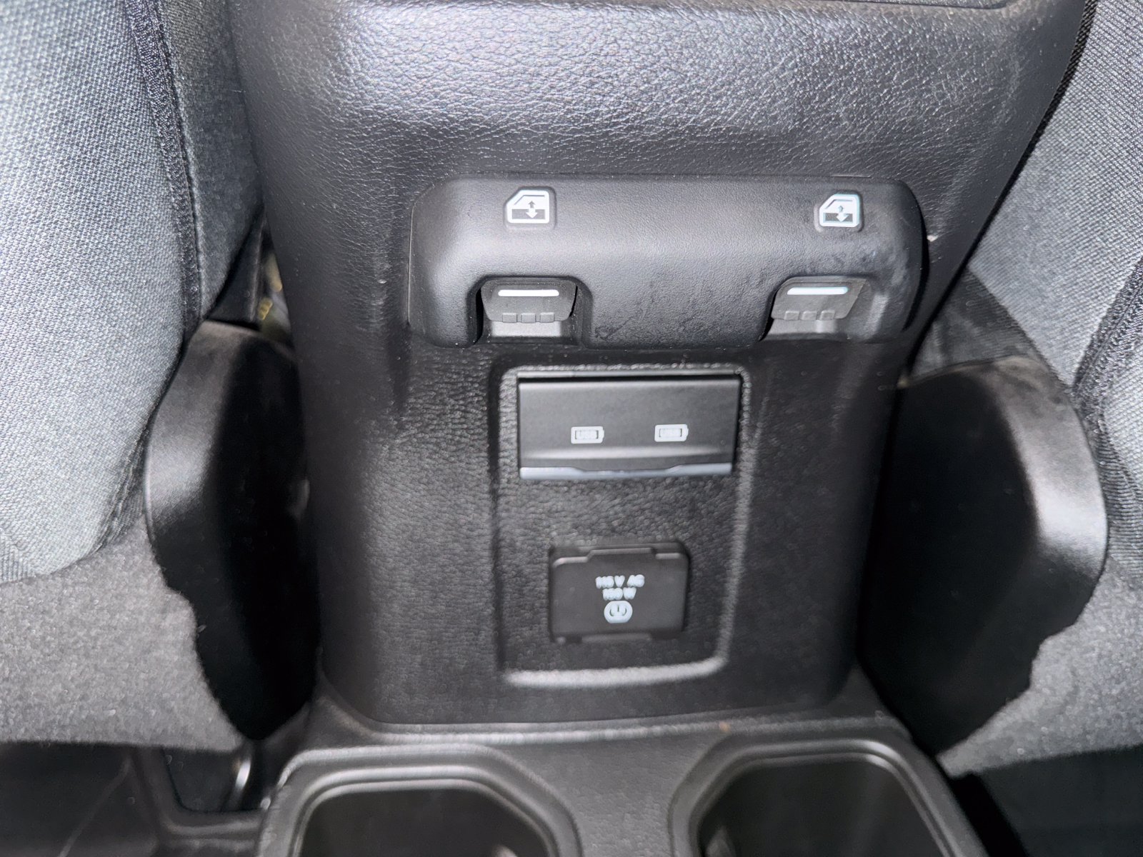 Used 2024 Jeep Wrangler Unlimited Sahara AWD/4WD image 26