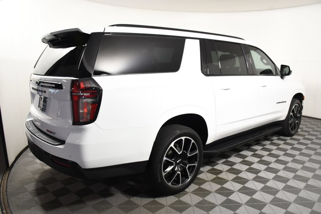 Used 2023 Chevrolet Suburban RST w/ Max Trailering Package AWD/4WD image 7