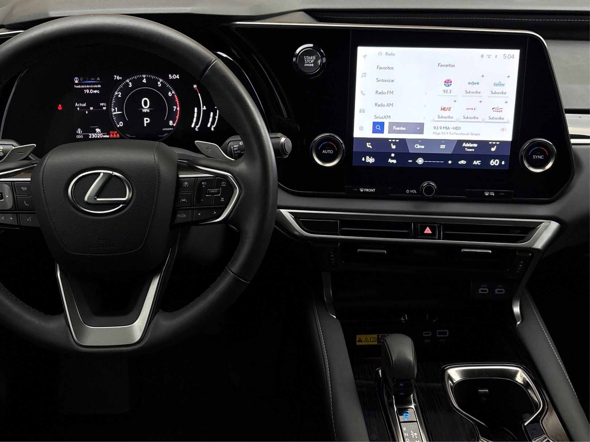 Used 2023 Lexus RX 350 FWD image 16