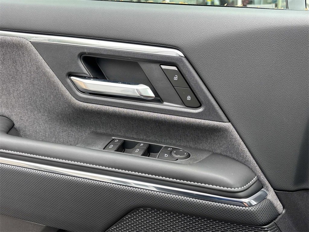 New 2026 GMC Sierra EV Elevation image 7