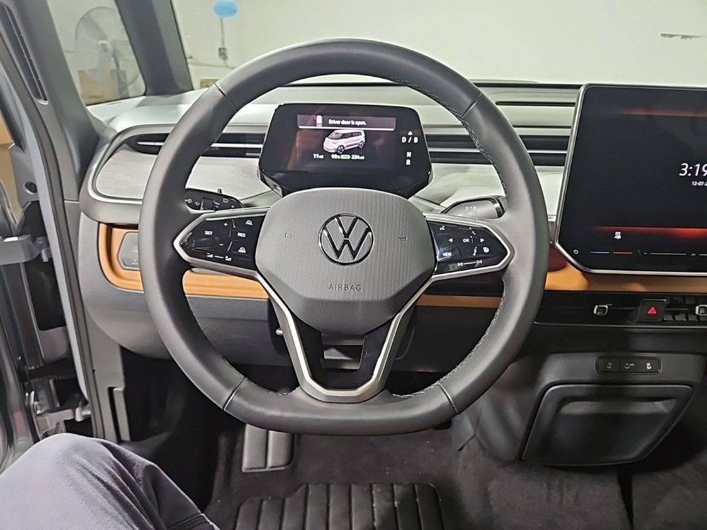New 2025 Volkswagen ID. Buzz Pro S image 14