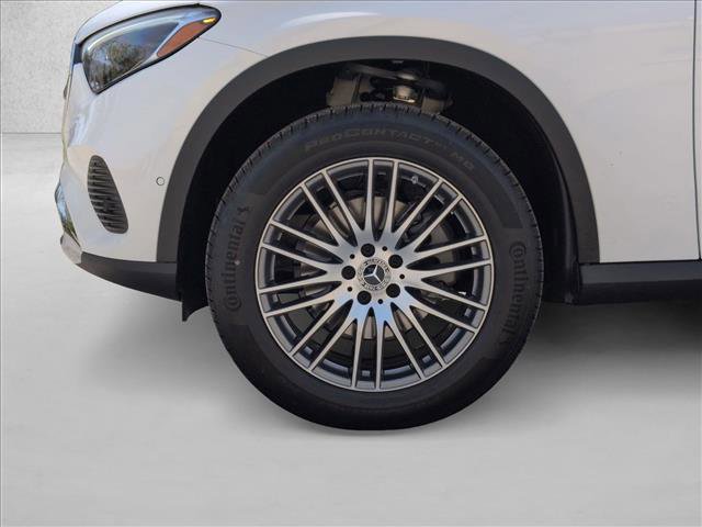 New 2026 Mercedes-Benz GLC 300 image 10