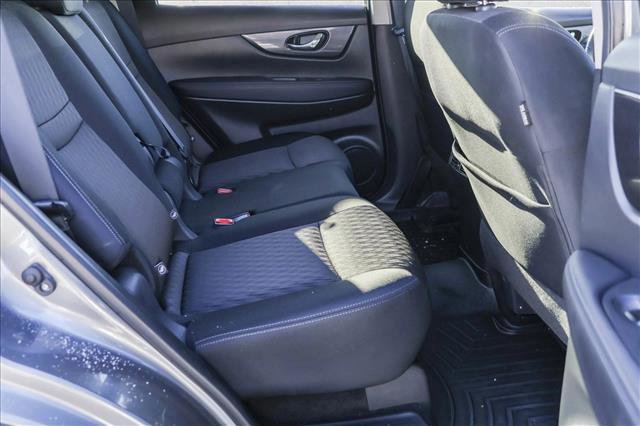 Used 2019 Nissan Rogue SV image 26