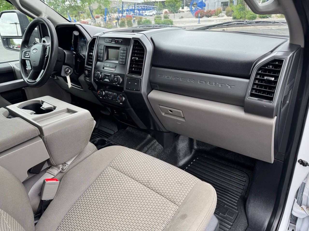 Used 2019 Ford F250 XLT w/ FX4 Off-Road Package AWD/4WD image 19