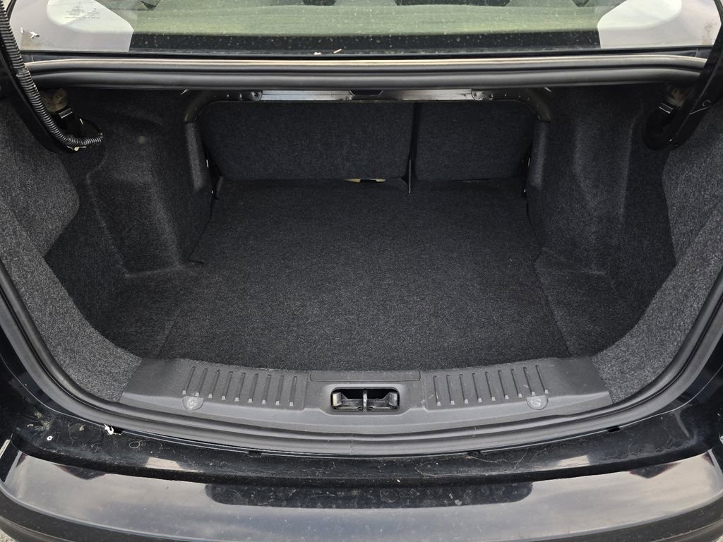 Used 2016 Ford Fiesta SE image 25