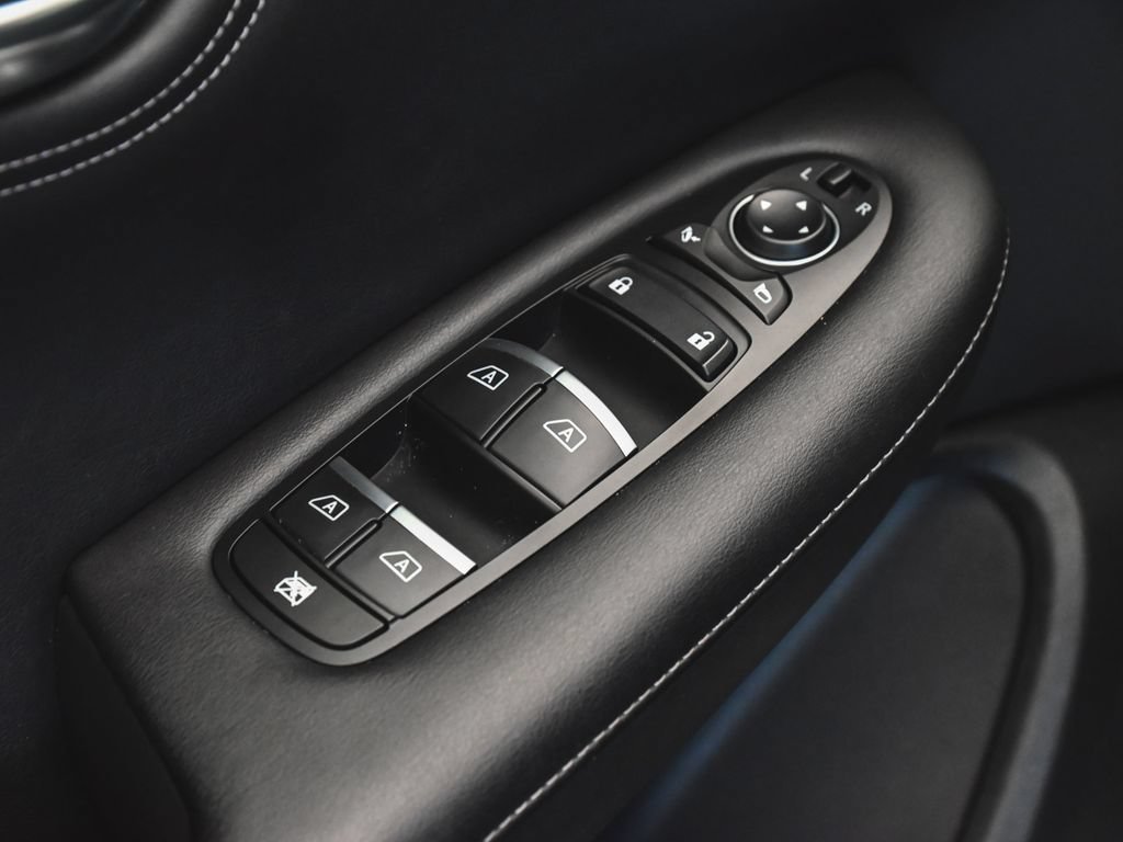 Used 2023 INFINITI QX55 Luxe w/ Cargo Package AWD/4WD image 9