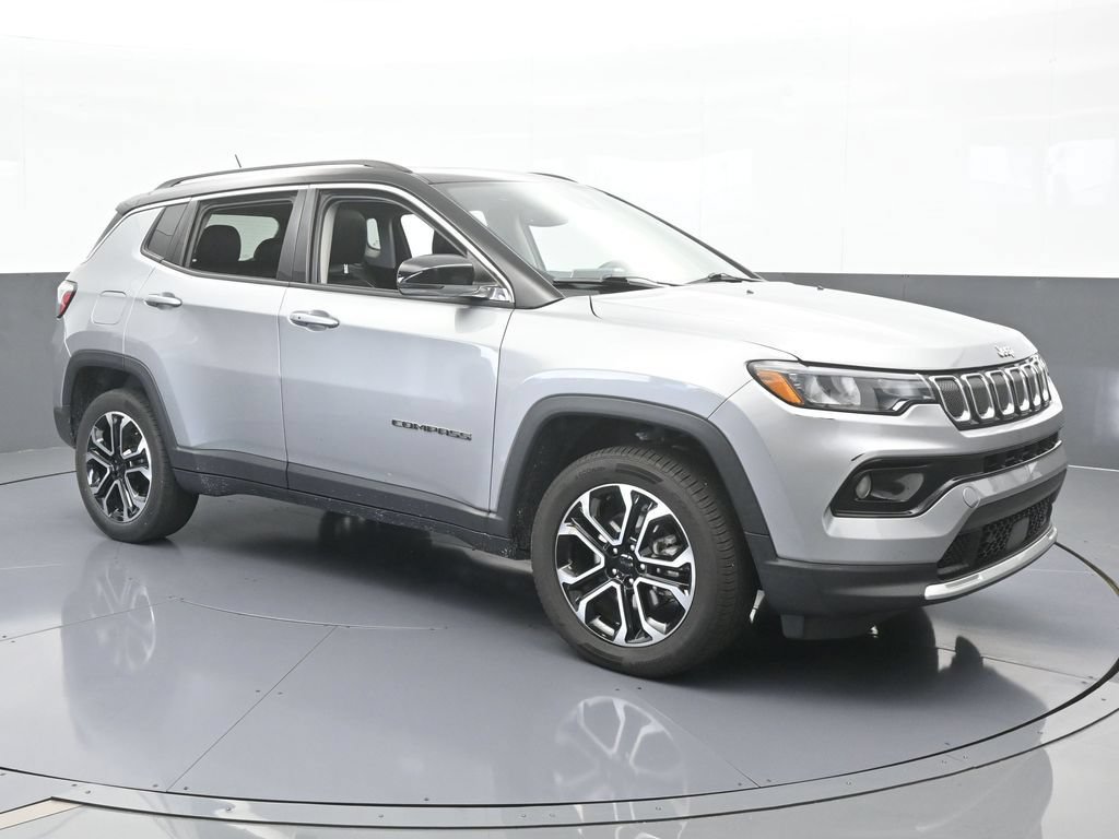 Used 2022 Jeep Compass Limited w/ Sun and Sound Group AWD/4WD image 8