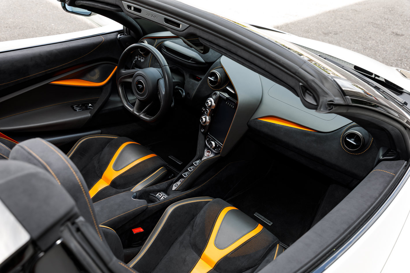 Used 2020 McLaren 720S Performance RWD image 60