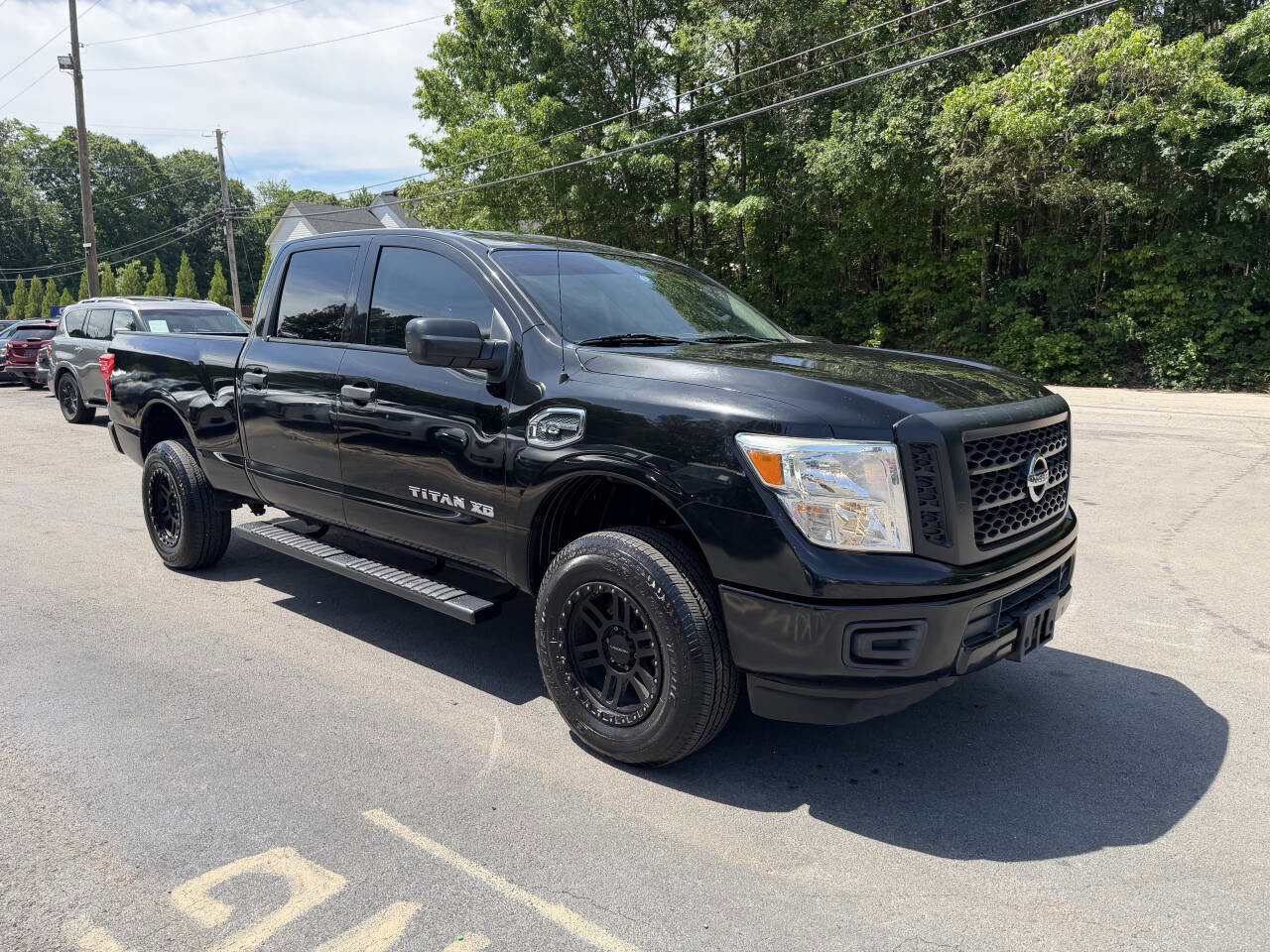 Used 2017 Nissan Titan S RWD image 4