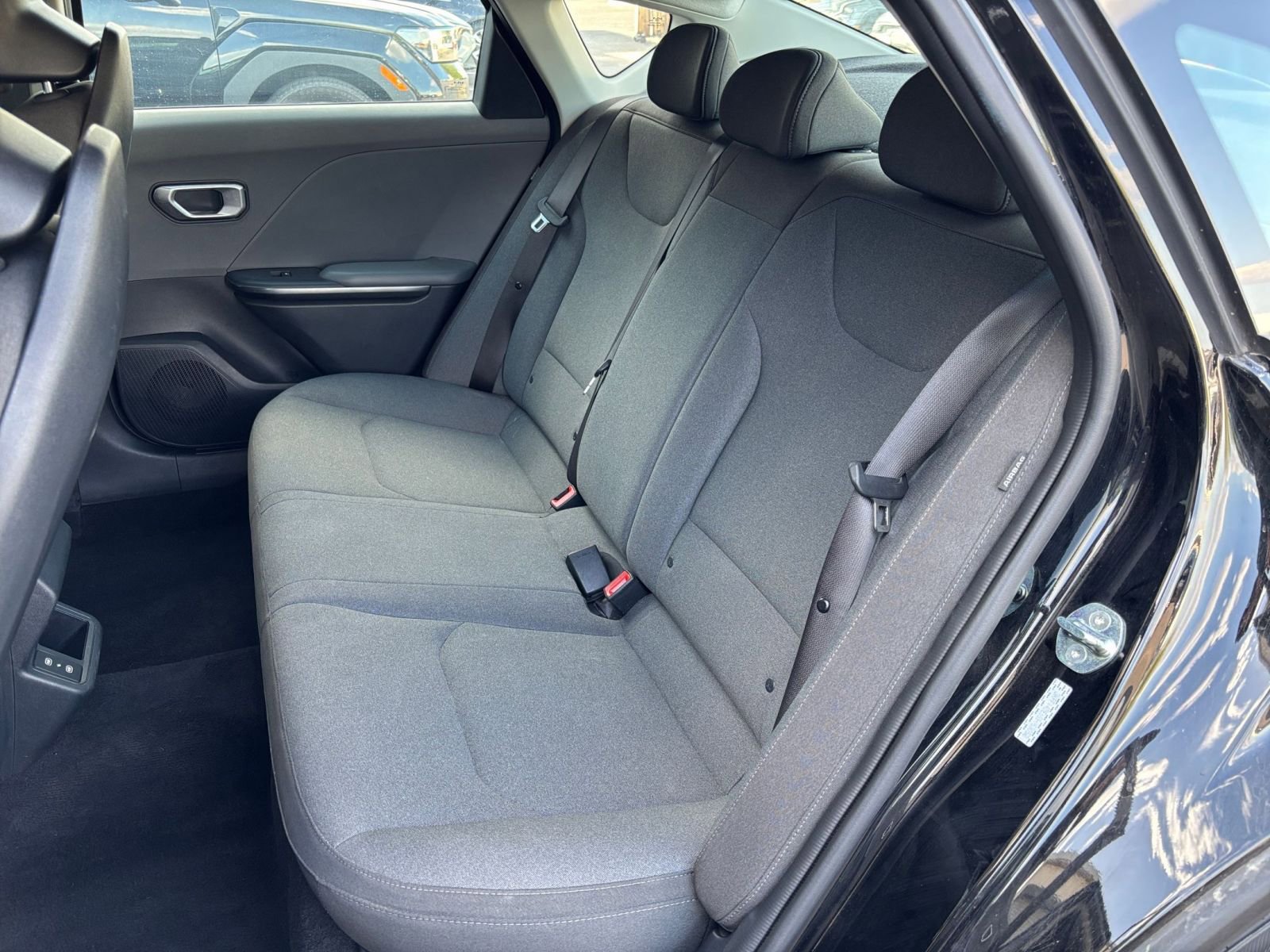 Used 2025 Kia K4 FWD image 37