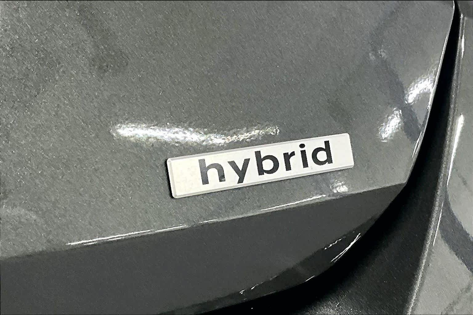Used 2024 Hyundai Elantra Limited FWD image 10