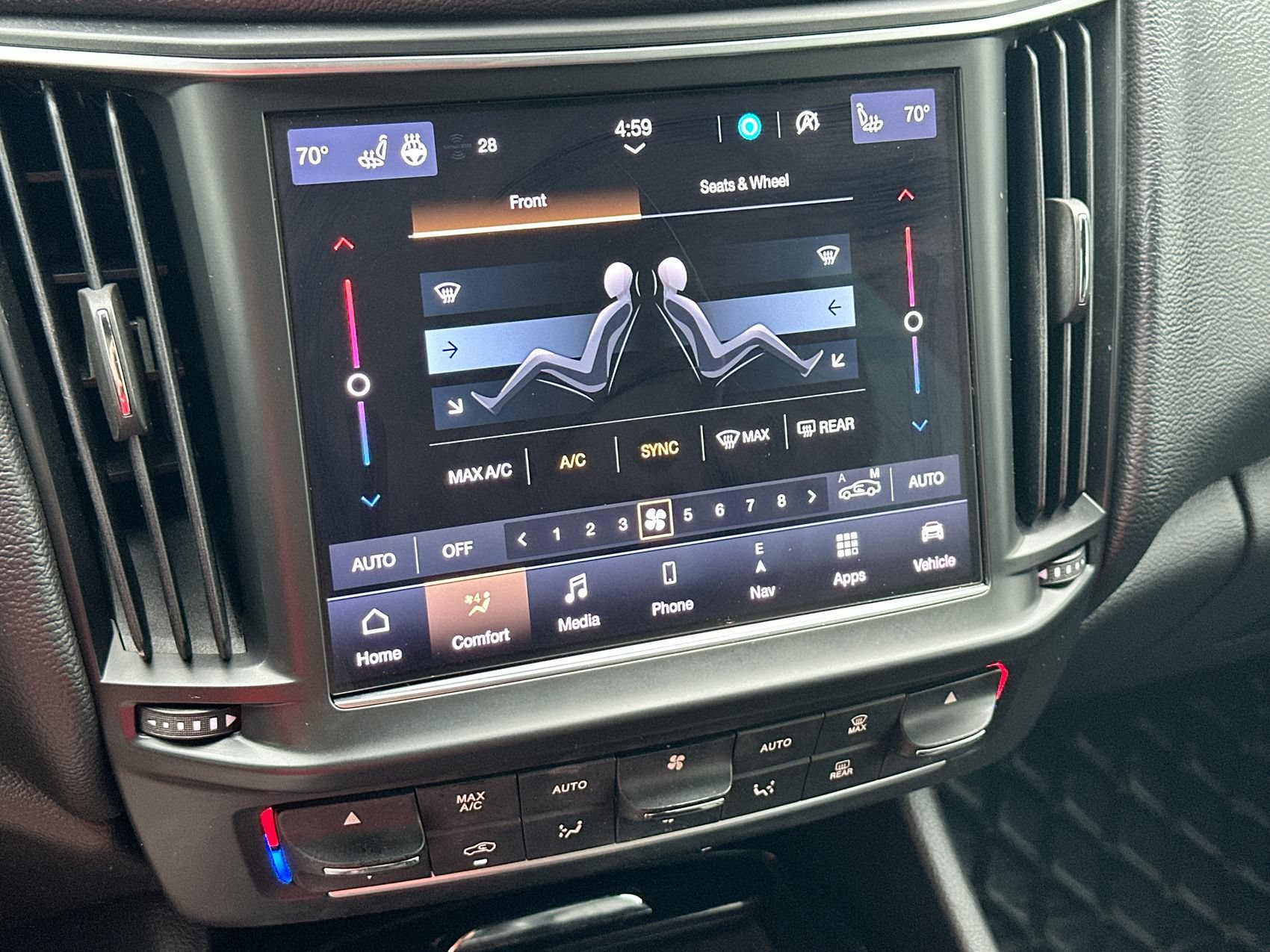 Used 2021 Maserati Levante AWD/4WD image 19