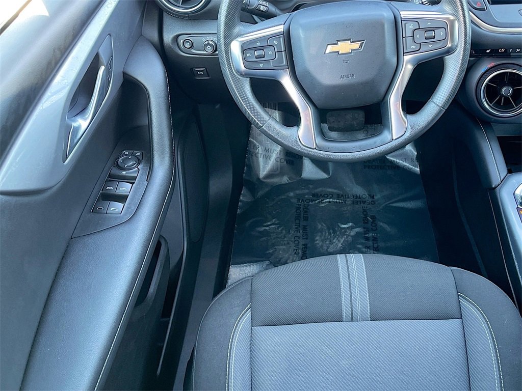 Used 2024 Chevrolet Blazer LT image 20