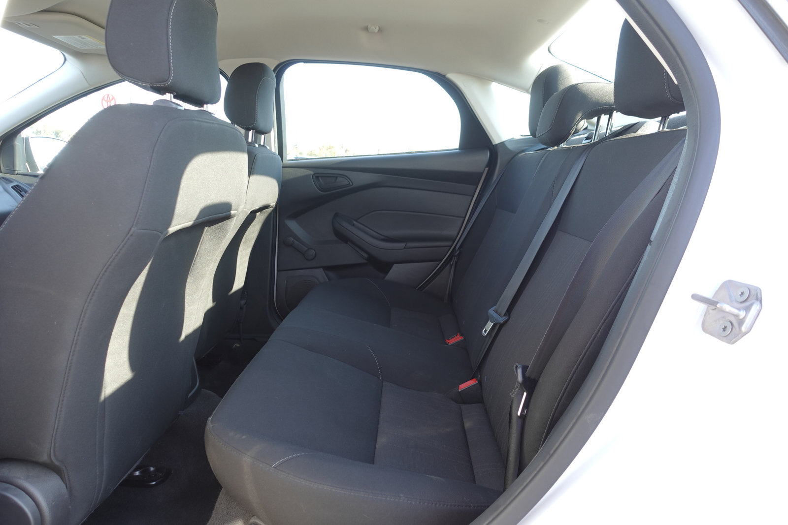 Used 2018 Ford Focus S FWD image 12