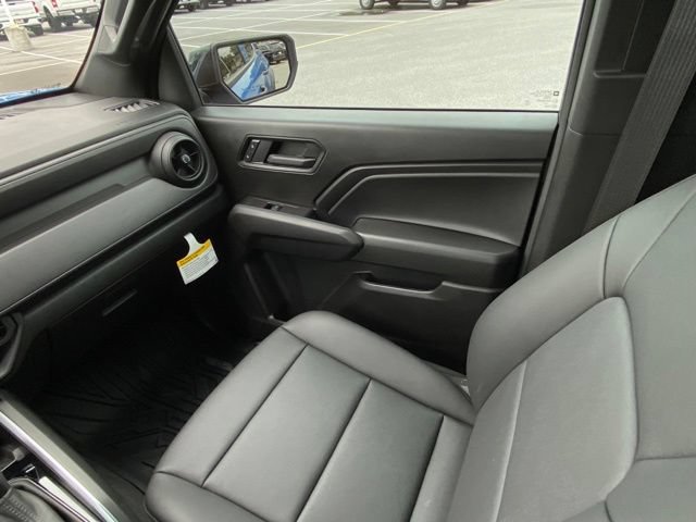 Used 2026 Chevrolet Colorado Trail Boss AWD/4WD image 27