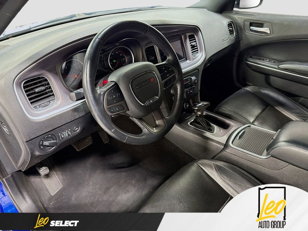 Used 2022 Dodge Charger SXT w/ Leather Interior Group image 9