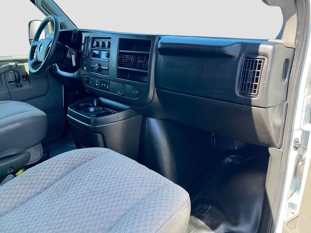 Used 2024 Chevrolet Express 2500 w/ Driver Convenience Package RWD image 25