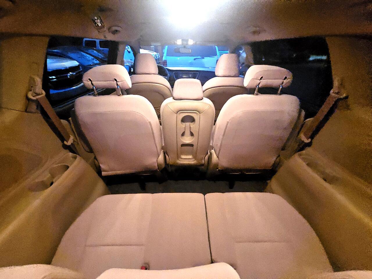 Used 2015 Kia Sedona LX w/ LX Convenience Package image 28