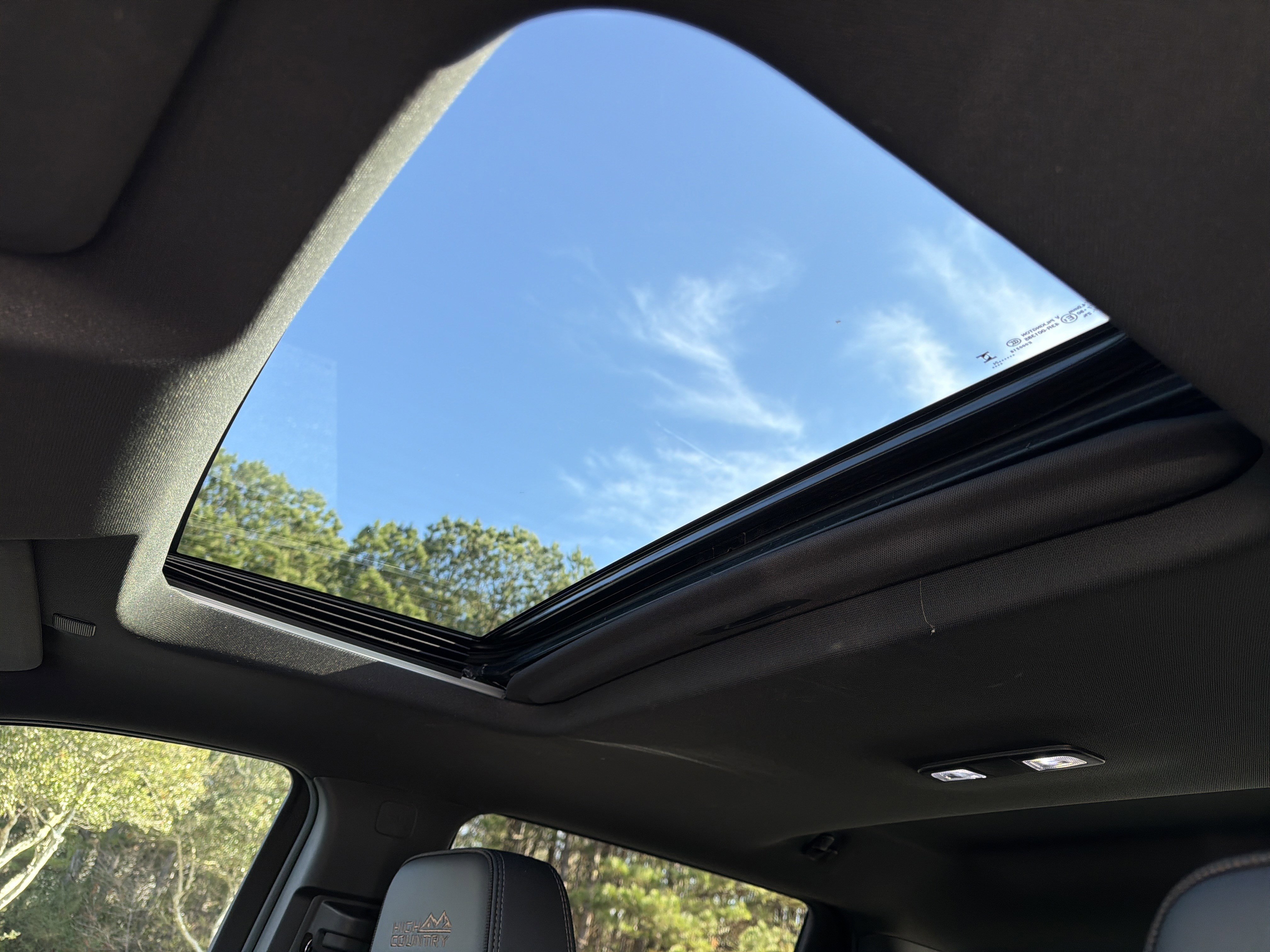 Used 2024 Chevrolet Silverado 1500 High Country w/ Technology Package image 32