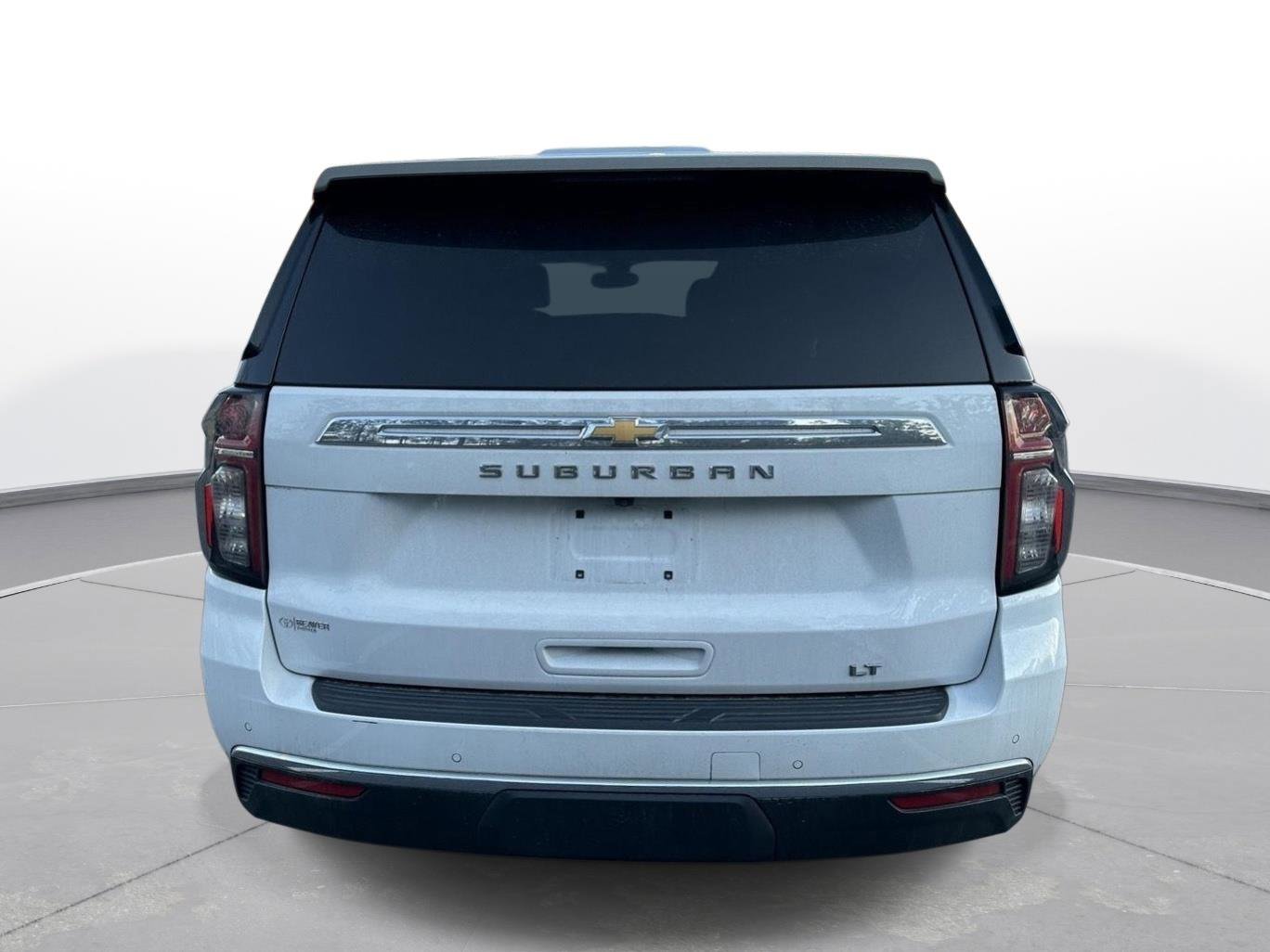 Used 2021 Chevrolet Suburban LT image 7