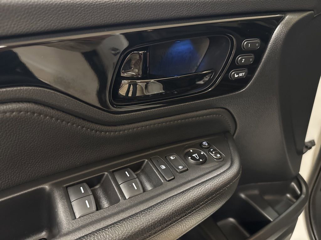 Used 2022 Honda Odyssey Elite image 35