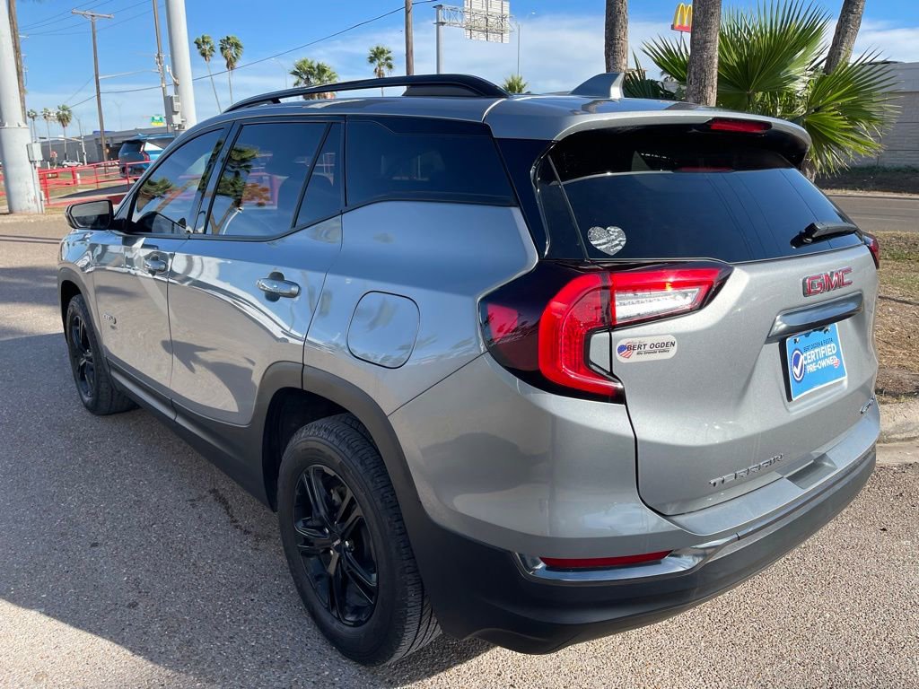 Used 2023 GMC Terrain AT4 image 3
