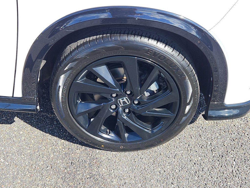 Certified 2022 Honda HR-V Sport image 10