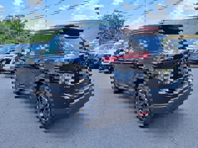 New 2025 Nissan Rogue SV image 3