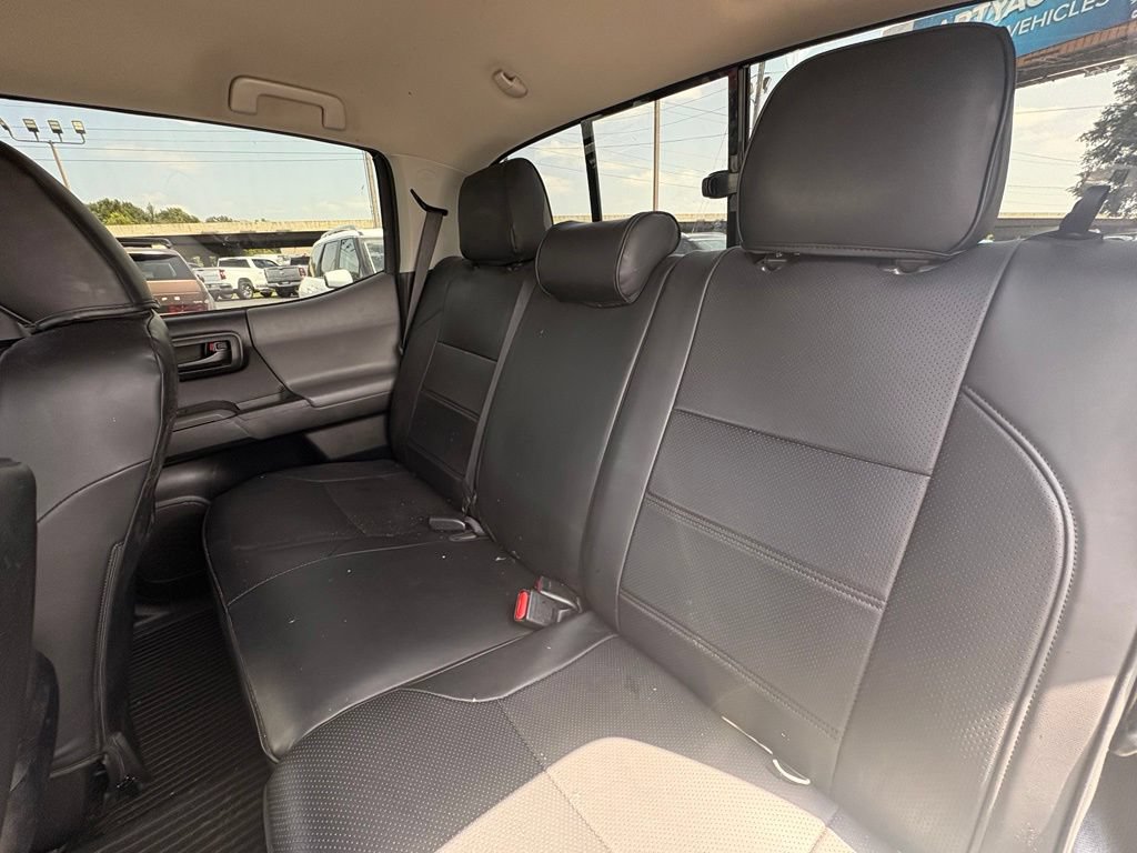 Used 2020 Toyota Tacoma SR w/ SR Convenience Package RWD image 25