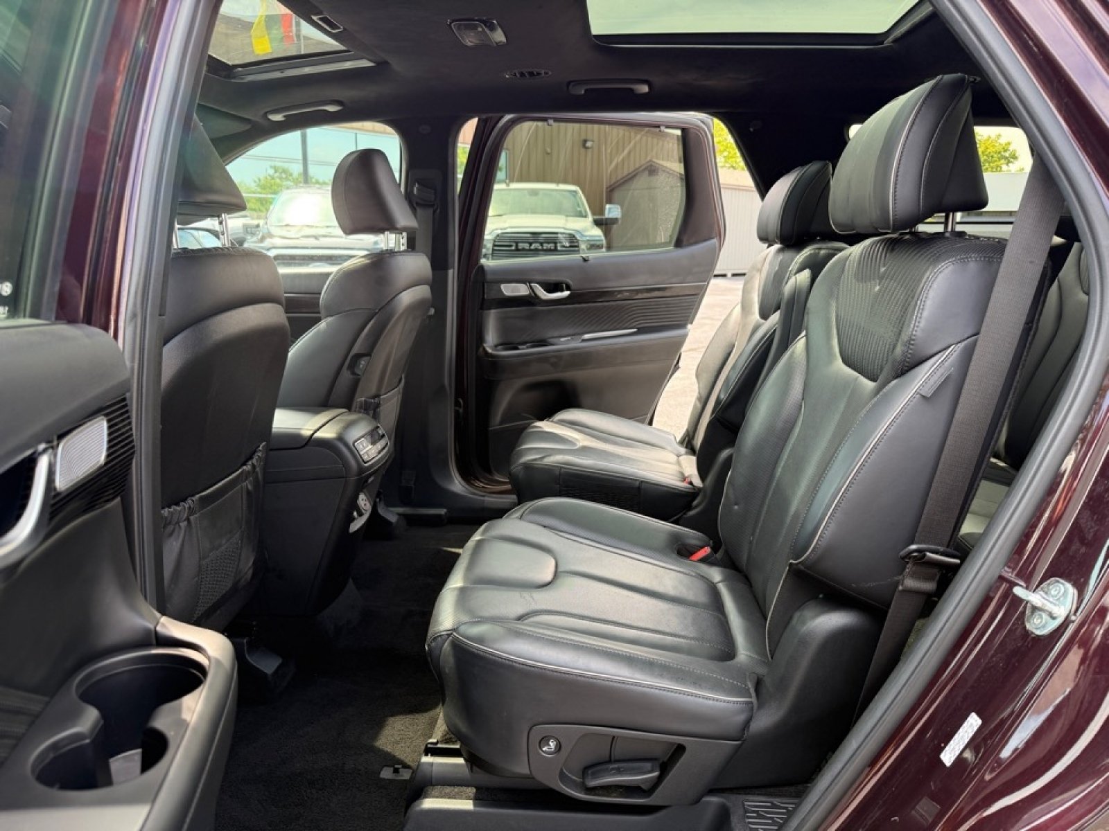 Used 2024 Hyundai Palisade Calligraphy FWD image 31