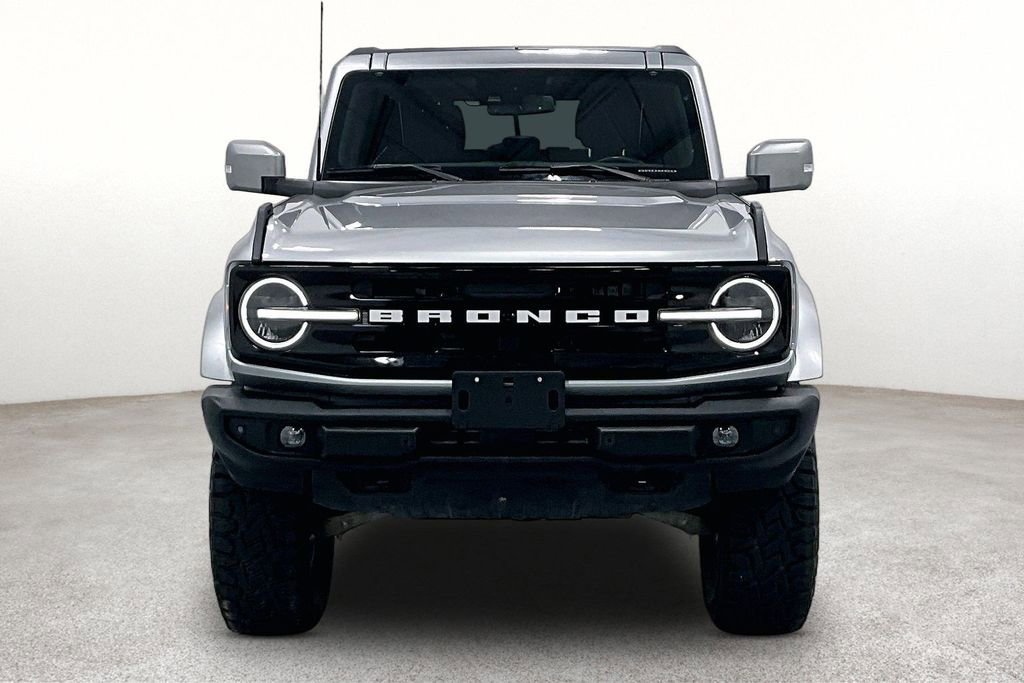 Used 2024 Ford Bronco Outer Banks AWD/4WD image 3