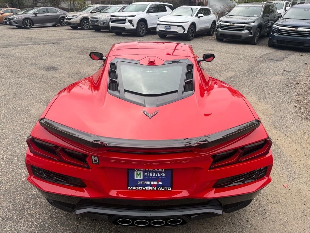 Used 2025 Chevrolet Corvette Z06 RWD image 18