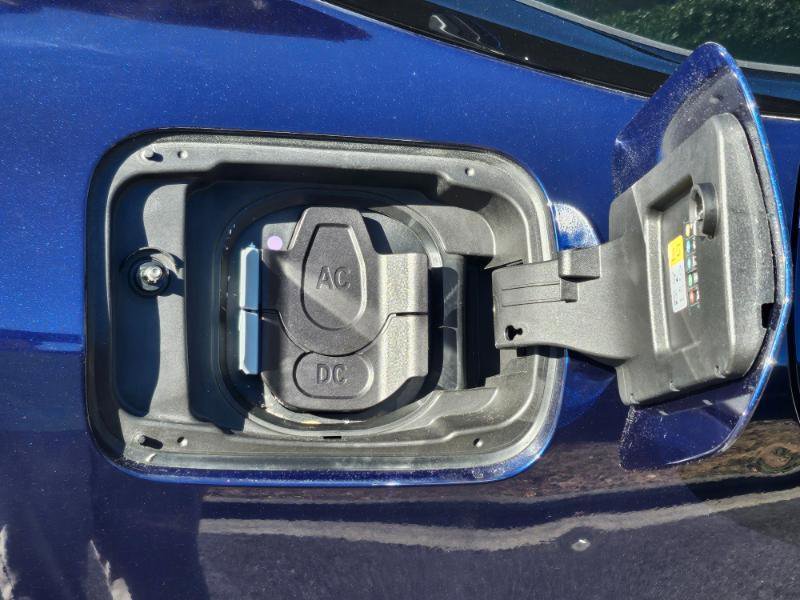 Used 2023 BMW i4 eDrive40 w/ M Sport Package image 28