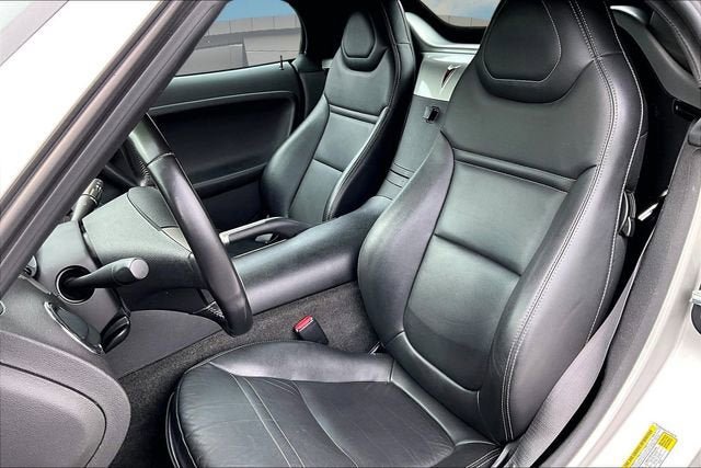 Used 2007 Pontiac Solstice Convertible w/ Premium Package RWD image 22