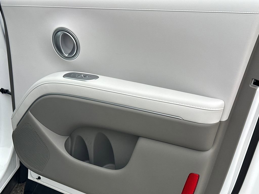 New 2026 Hyundai Palisade FWD Hybrid image 14