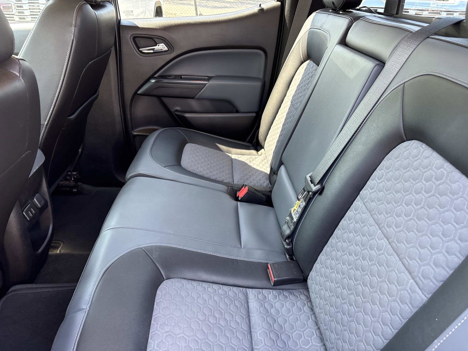 Used 2016 Chevrolet Colorado Z71 RWD image 27