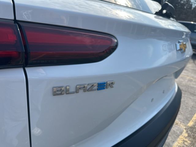 Used 2024 Chevrolet Blazer EV LT image 22