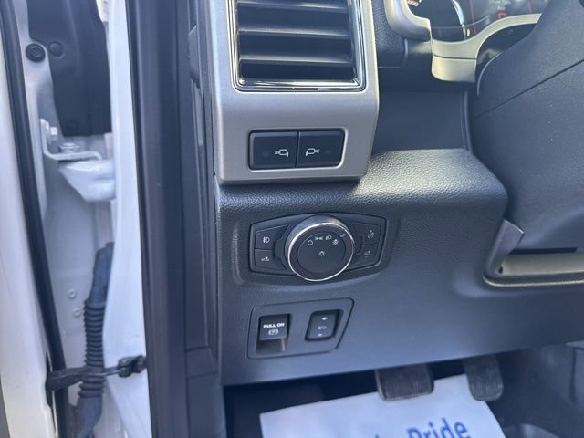 Used 2019 Ford F150 Lariat w/ Equipment Group 502A Luxury image 9