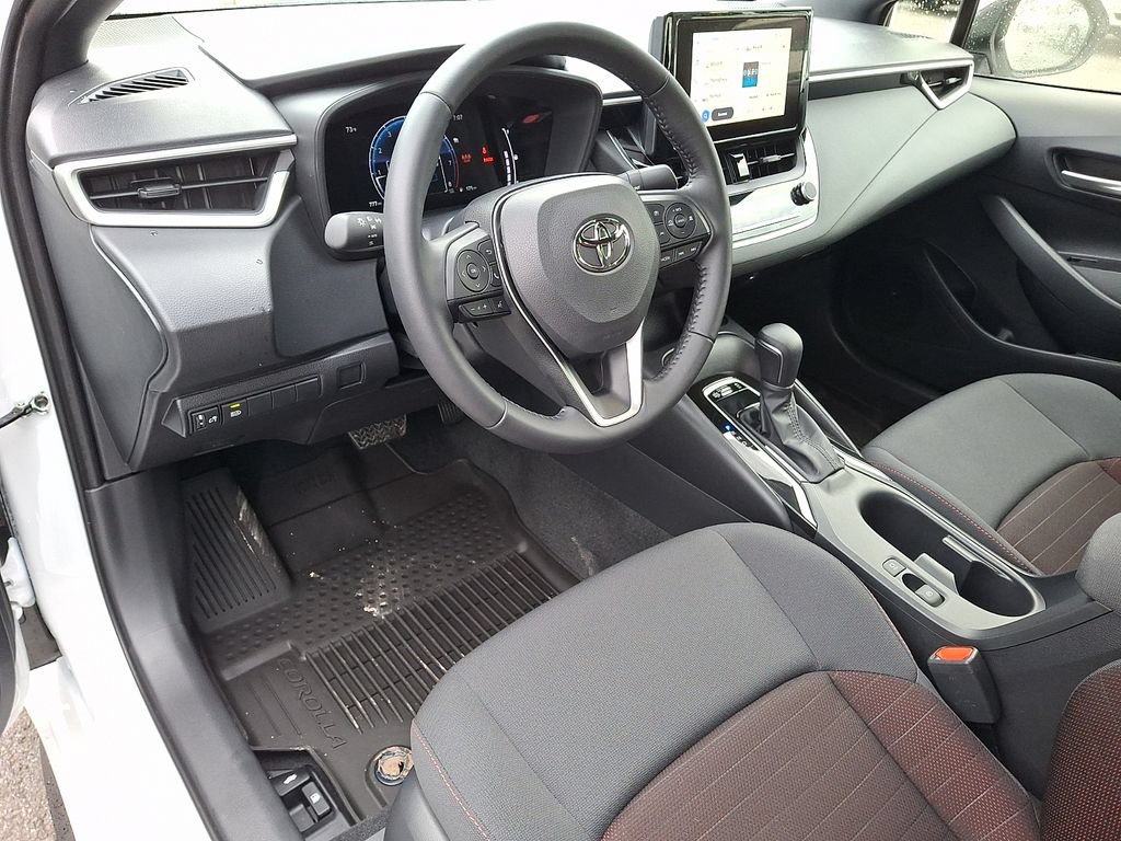 Used 2026 Toyota Corolla SE FWD image 10