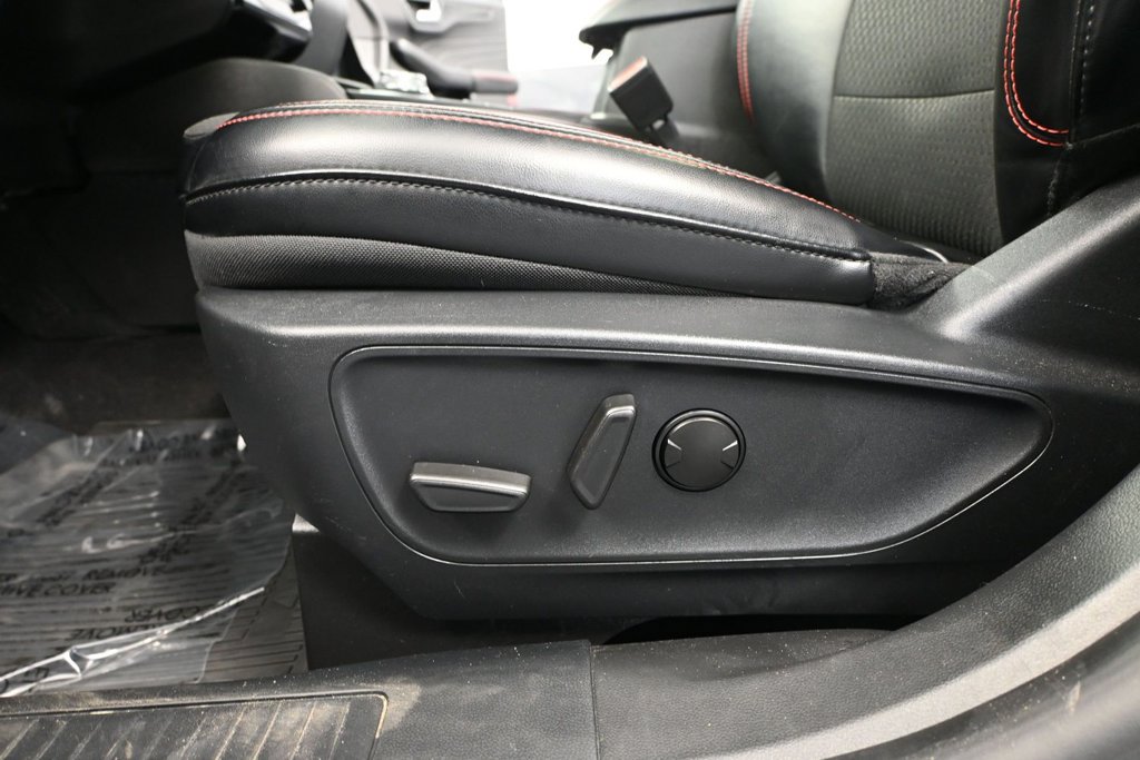 Used 2024 Ford Escape ST-Line w/ Tech Pack #1 AWD/4WD image 16