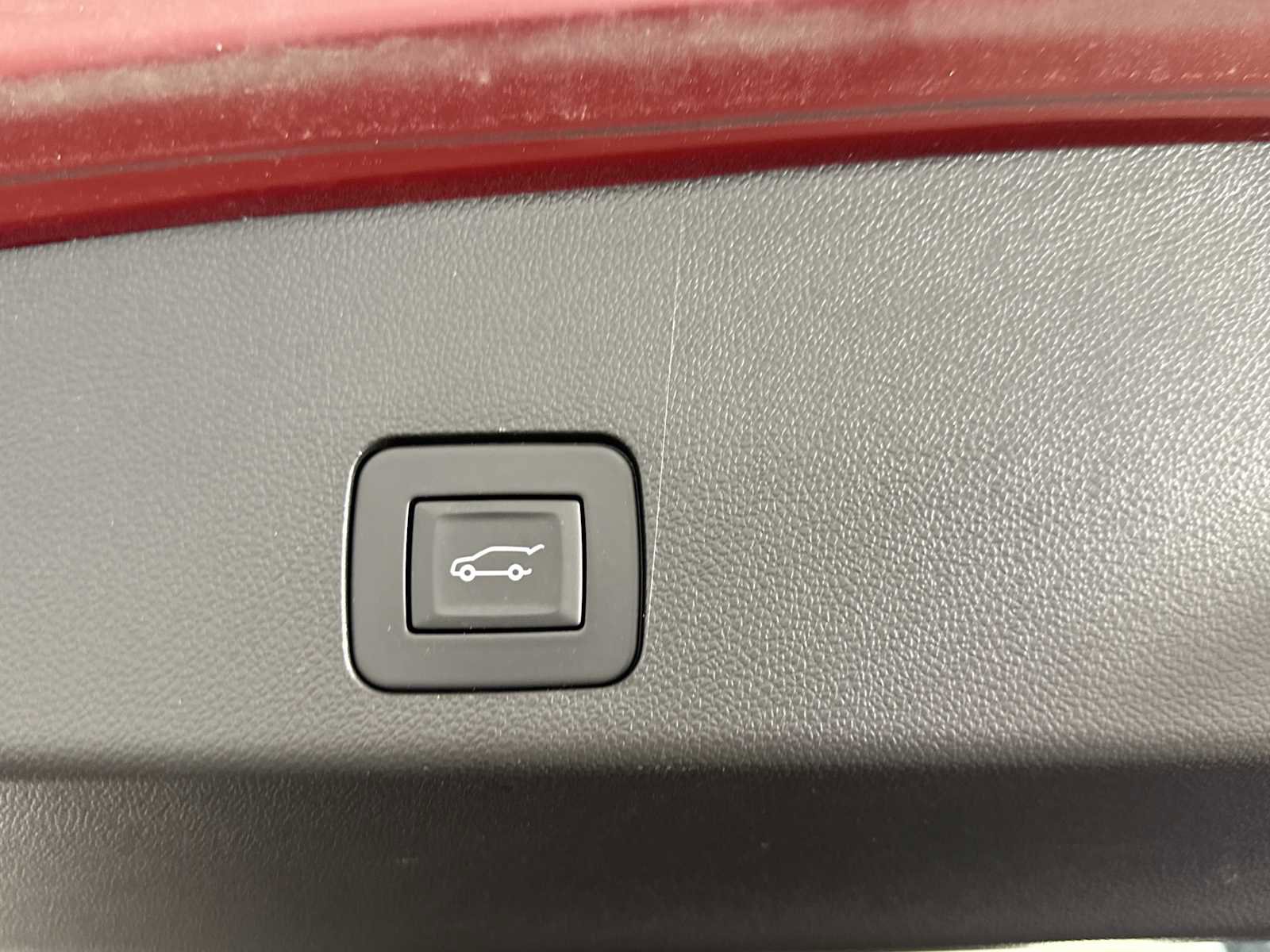 Used 2024 Buick Encore GX Avenir w/ Avenir Convenience Package image 26