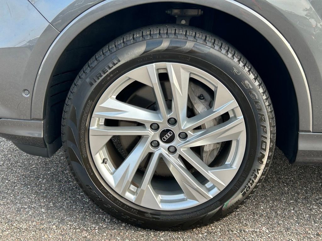 Used 2021 Audi Q7 3.0T Premium Plus w/ Executive Package AWD/4WD image 44