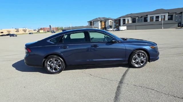 Certified 2025 Honda Accord EX-L image 8