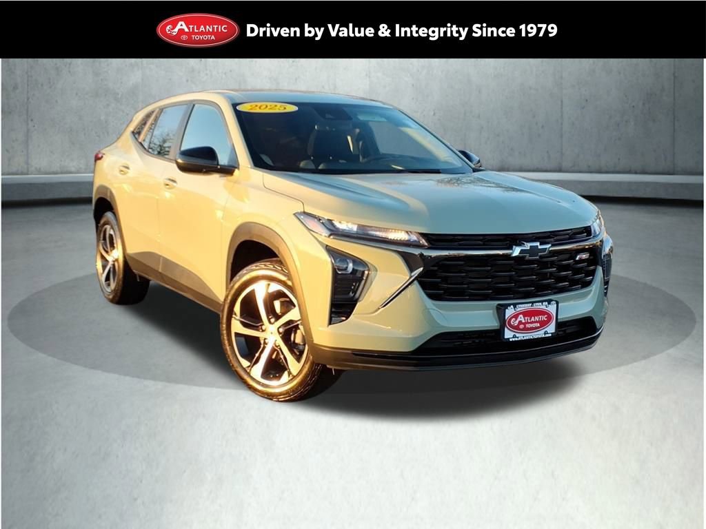 Used 2024 Chevrolet Trax RS w/ Driver Confidence Package video 1