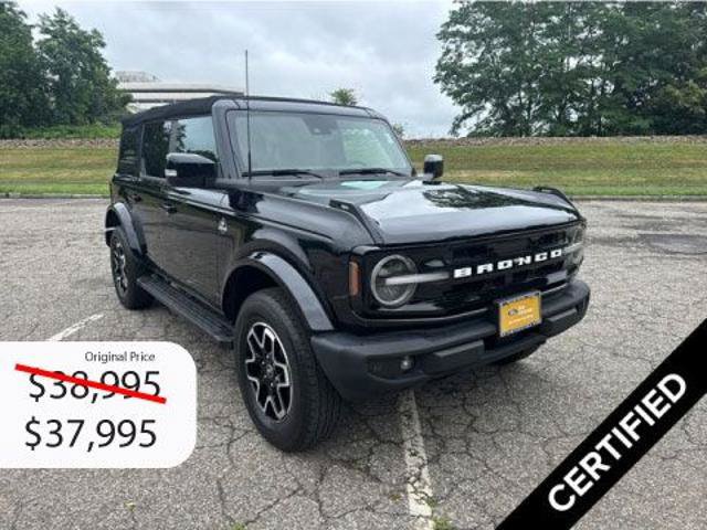 Certified 2022 Ford Bronco Outer Banks AWD/4WD image 1