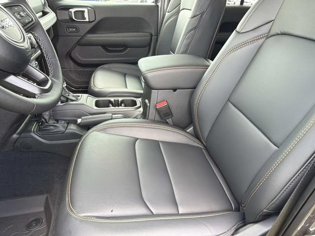 New 2026 Jeep Gladiator Sport AWD/4WD image 24