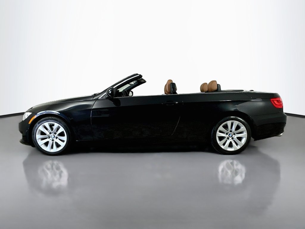 Used 2013 BMW 328i Convertible w/ Premium Pkg RWD image 4